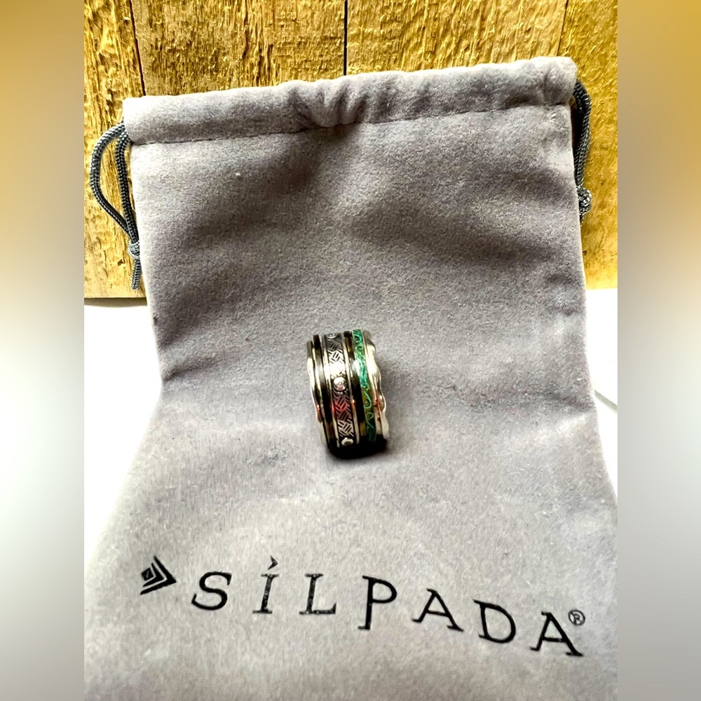 Silpada-925 Sterling Spinner band ring - like new